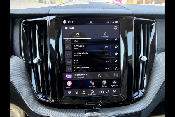 Volvo XC60 T6 Twin Engine PHEV Inscription AWD ELEK. ACHTERKLEP| VOLVO DEALER ONDERHOUDEN| ACHTERBANK VERWARMD| ELEKTRISCHE STOELEN MET MEMORY| STOEL + STUURVERWARMING|