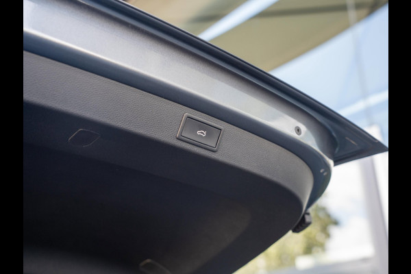 Škoda Karoq 1.5 TSI 150pk Automaat Business Edition Plus | Panoramadak | Travel Assist | Performance Pack