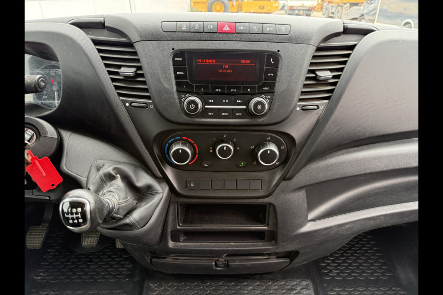 Iveco Daily 35C16 3.0 Dubbele Cabine Kipper Dubbellucht 3,5t Trekhaak 6 Stoelen Airco Cruise Control Benne Tipper