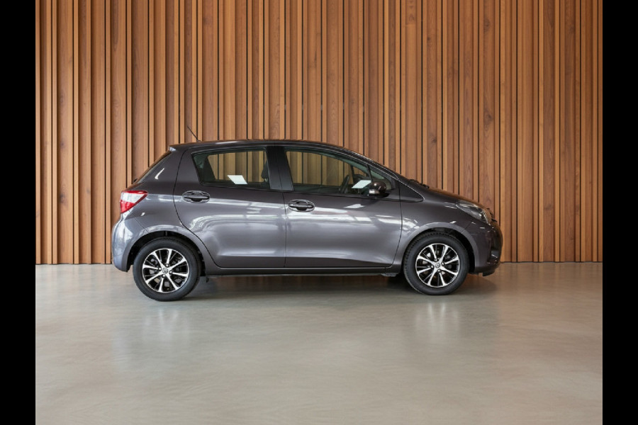 Toyota Yaris 1.0 VVT-i Connect | Airco | Camera | Nette staat