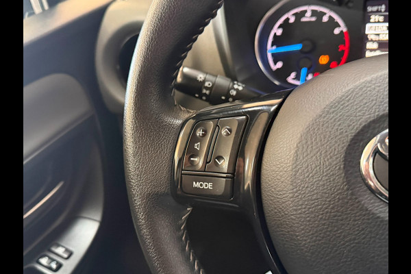 Toyota Yaris 1.0 VVT-i Connect | Airco | Camera | Nette staat