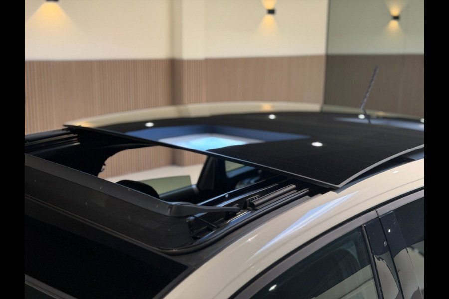 Volkswagen Taigo 1.0 TSI 3x R-Line |Pano|Virtual Cockpit|Carplay|LED|Stoelverwarming|