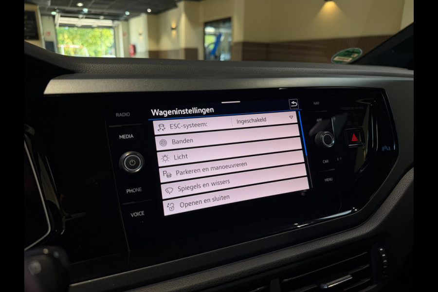 Volkswagen Taigo 1.0 TSI 3x R-Line |Pano|Virtual Cockpit|Carplay|LED|Stoelverwarming|