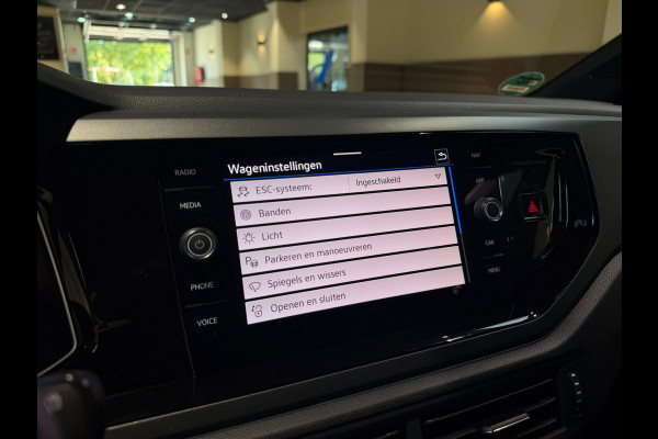 Volkswagen Taigo 1.0 TSI 3x R-Line |Pano|Virtual Cockpit|Carplay|LED|Stoelverwarming|