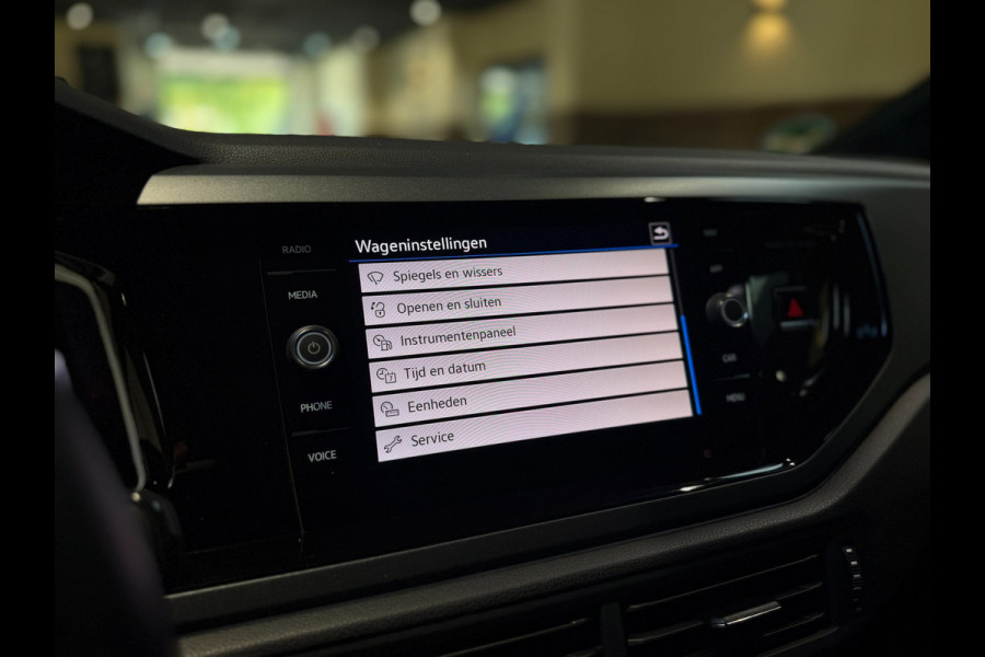 Volkswagen Taigo 1.0 TSI 3x R-Line |Pano|Virtual Cockpit|Carplay|LED|Stoelverwarming|