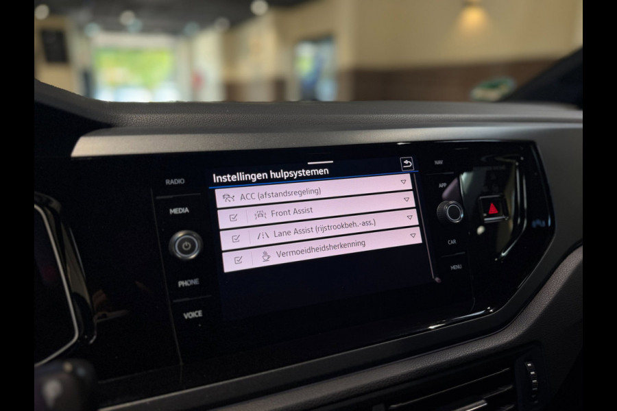 Volkswagen Taigo 1.0 TSI 3x R-Line |Pano|Virtual Cockpit|Carplay|LED|Stoelverwarming|