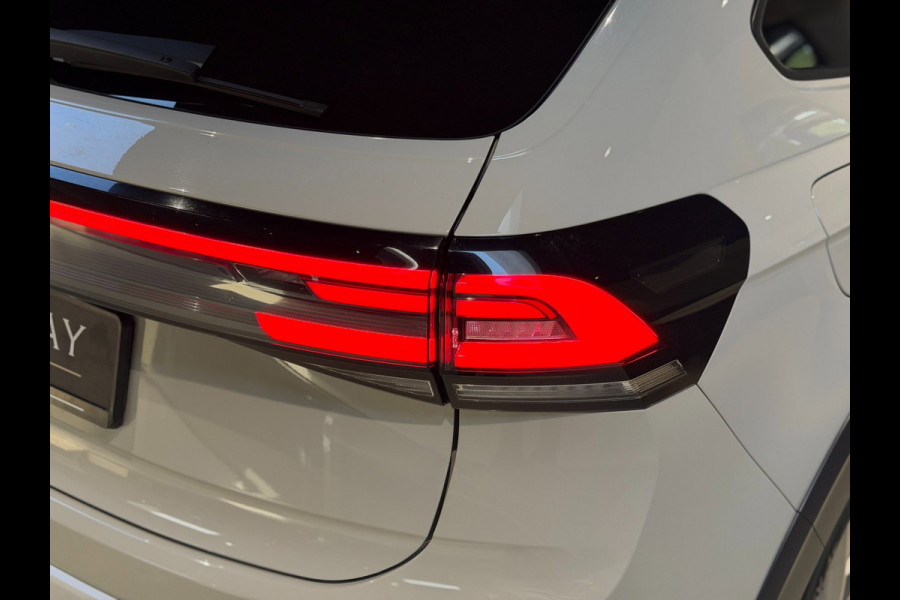 Volkswagen Taigo 1.0 TSI 3x R-Line |Pano|Virtual Cockpit|Carplay|LED|Stoelverwarming|