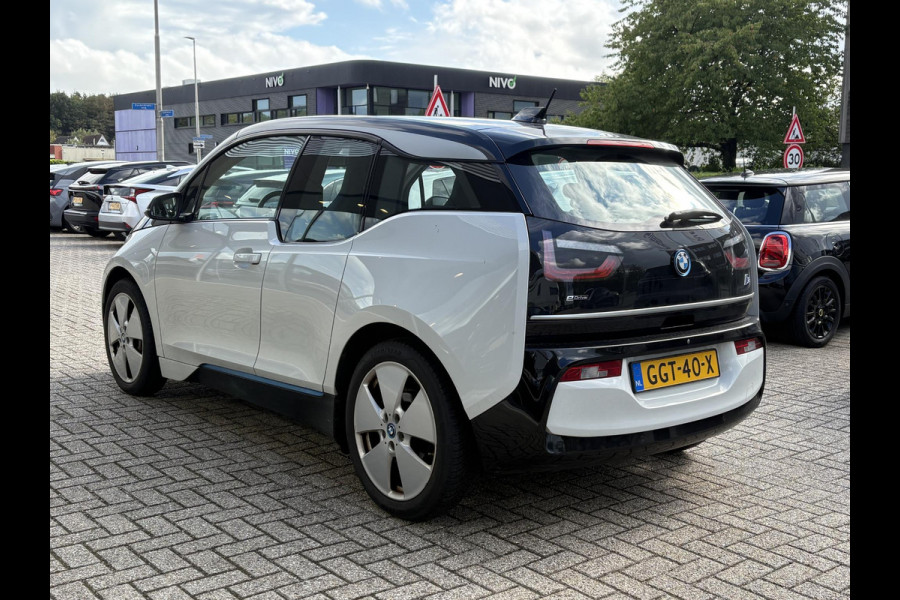 BMW i3 Basis 120Ah 42 kWh | Camera | Stoel verwarming |
