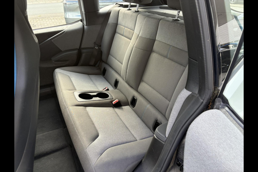 BMW i3 Basis 120Ah 42 kWh | Camera | Stoel verwarming |
