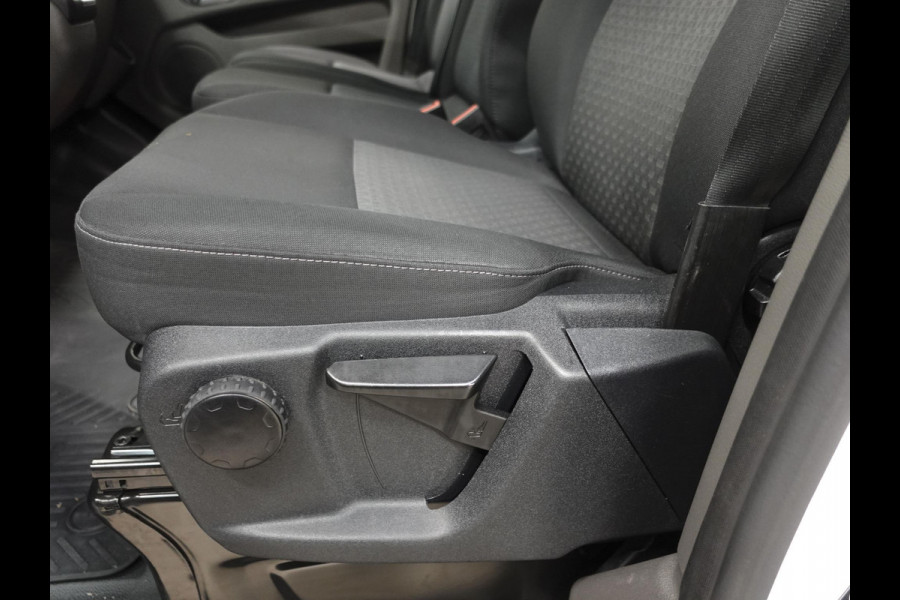 Ford Transit Custom 300 2.0 TDCI L2H1 Trend Dubbele Cabine Airco Cruise Control Bluetooth Navi Trekhaak