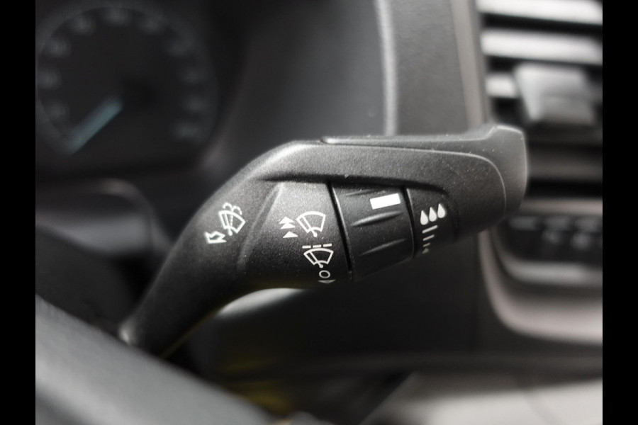 Ford Transit Custom 300 2.0 TDCI L2H1 Trend Dubbele Cabine Airco Cruise Control Bluetooth Navi Trekhaak