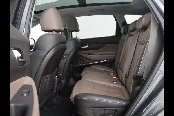 Hyundai Santa Fe 1.6 T-GDI HEV Comfort Smart Sky 7p | Panoramadak | Leder | Stoelverwarming | Adaptive cruise | Climate control | Carplay | Camera | Park assist | Trekhaak
