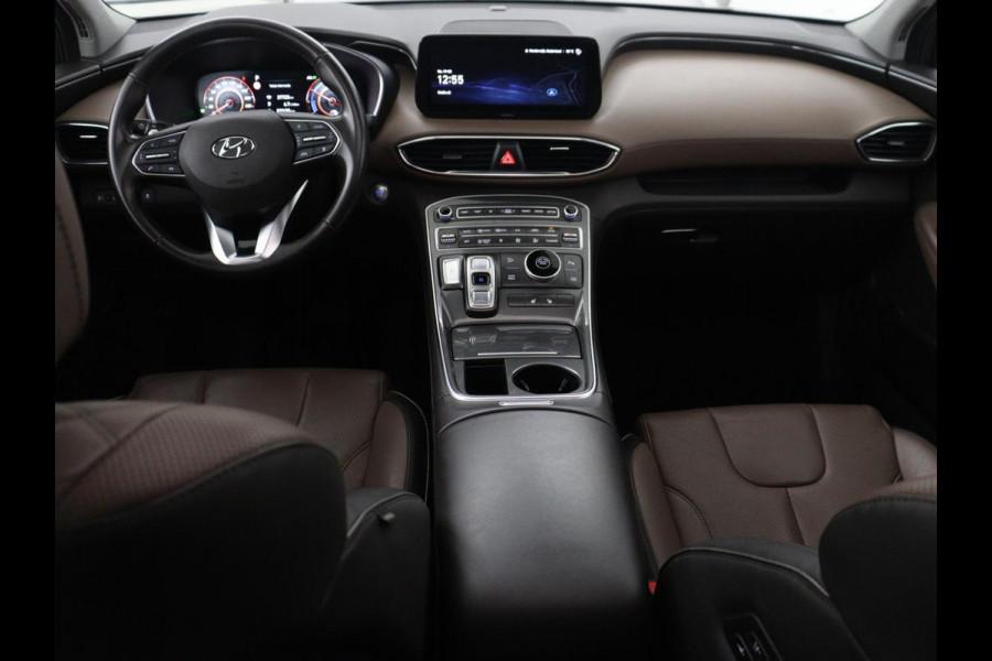 Hyundai Santa Fe 1.6 T-GDI HEV Comfort Smart Sky 7p | Panoramadak | Leder | Stoelverwarming | Adaptive cruise | Climate control | Carplay | Camera | Park assist | Trekhaak