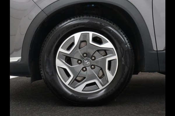 Hyundai Santa Fe 1.6 T-GDI HEV Comfort Smart Sky 7p | Panoramadak | Leder | Stoelverwarming | Adaptive cruise | Climate control | Carplay | Camera | Park assist | Trekhaak