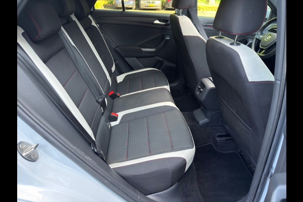 Volkswagen T-Roc 2.0 TSI 4Motion Sport l Pano l Virtual l Winterset l