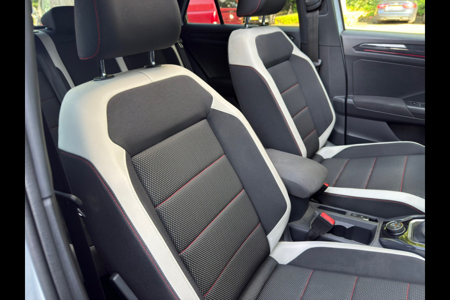 Volkswagen T-Roc 2.0 TSI 4Motion Sport l Pano l Virtual l Winterset l