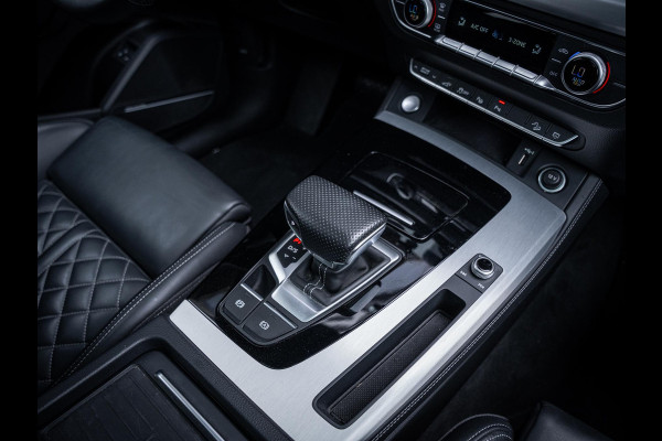 Audi Q5 55 TFSI e Competition - S-Line l Massage l Luchtv. l Pano l RS Seats