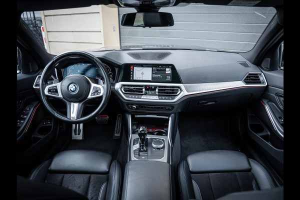 BMW 3 Serie Touring 330e High Executive - M-Sport l Laser l Pano l HUD l Memory