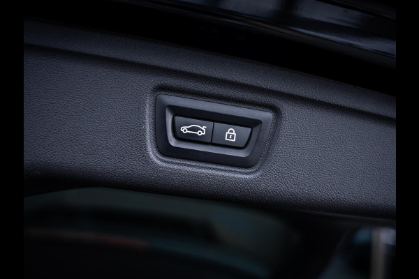BMW 3 Serie Touring 330e High Executive - M-Sport l Laser l Pano l HUD l Memory