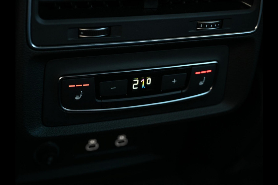 Audi Q7 60 TFSI e quattro Pro Line S Competition | Panoramadak | Carbon Interieur | Alcantara Hemel | 360 Camera | HUD | Bose | Massage + Ventilatie | Luchtvering | Soft Close | Memory Seats | Ambiance Interieur |