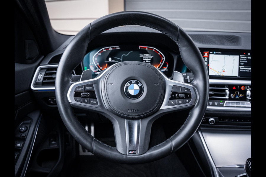 BMW 3 Serie Touring 320i High Executive Edition - M-Sport l 19'' l Camera l Sfeeverl.