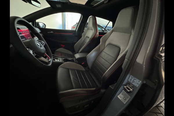 Volkswagen Golf 2.0 TSI GTI Pano|Leer|Stoelventilatie|Camera|IQ|Camera