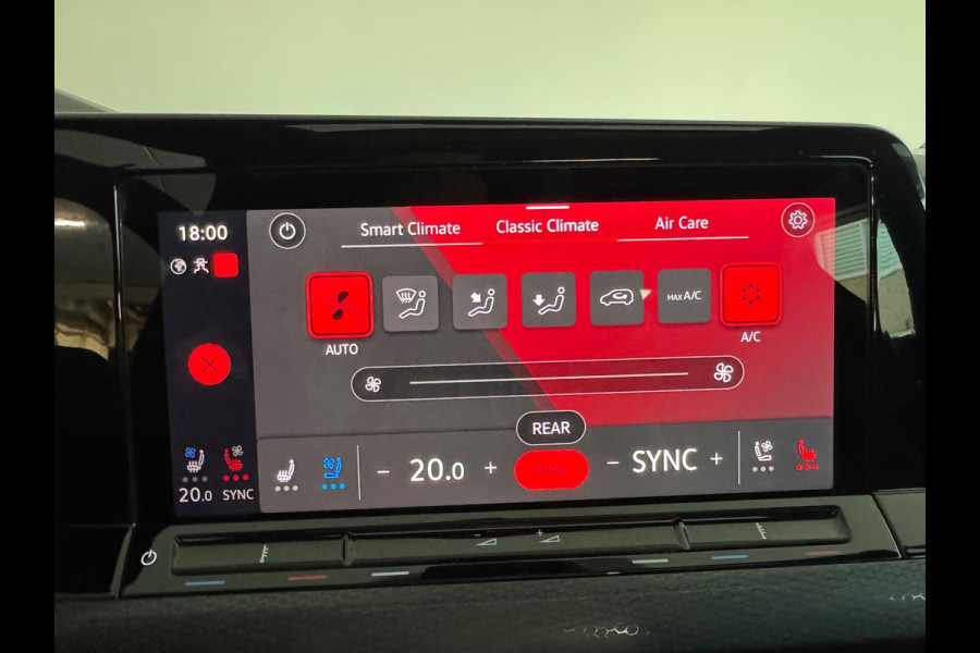 Volkswagen Golf 2.0 TSI GTI Pano|Leer|Stoelventilatie|Camera|IQ|Camera