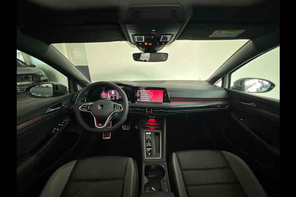 Volkswagen Golf 2.0 TSI GTI Pano|Leer|Stoelventilatie|Camera|IQ|Camera