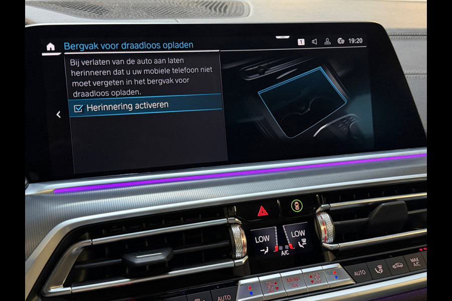 BMW X5 XDrive45e High Executive M-SPORT|PANO|HuD|SKY LOUNGE|360CAM|ACHTERASBESTURING|SFEERVERLICHTING|22INCH|394PK|BOMVOL!