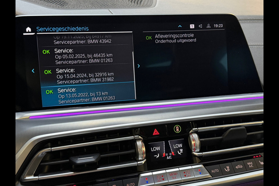BMW X5 XDrive45e High Executive M-SPORT|PANO|HuD|SKY LOUNGE|360CAM|ACHTERASBESTURING|SFEERVERLICHTING|22INCH|394PK|BOMVOL!