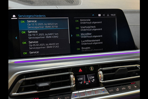 BMW X5 XDrive45e High Executive M-SPORT|PANO|HuD|SKY LOUNGE|360CAM|ACHTERASBESTURING|SFEERVERLICHTING|22INCH|394PK|BOMVOL!