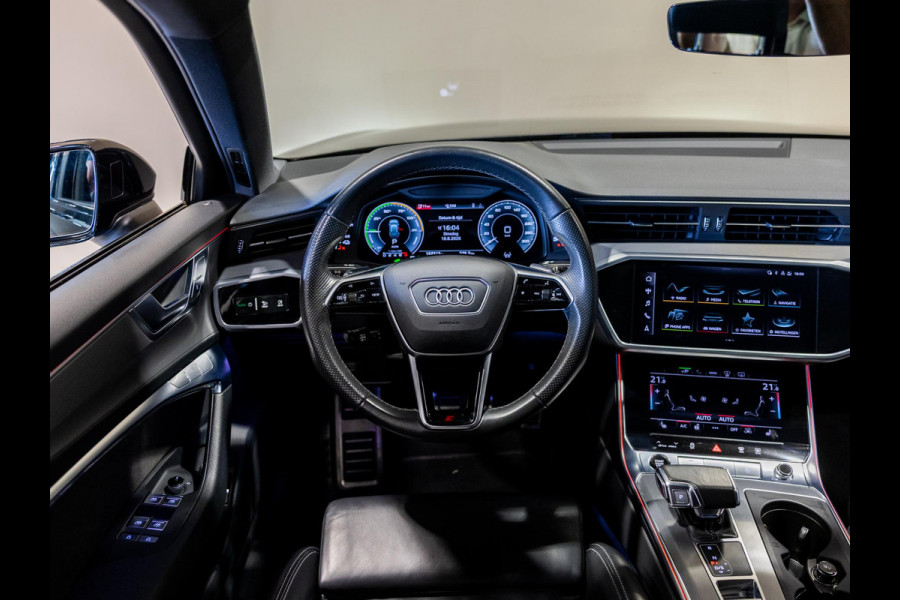 Audi A6 Avant 55 TFSI e quattro S-Line Competition / 367pk / Panorama dak / Trekhaak / Dodehoek herkenning / Elektrische stoelverstelling /