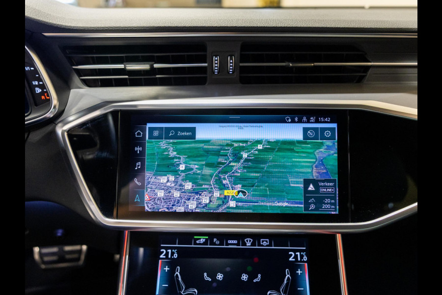 Audi A6 Avant 55 TFSI e quattro S-Line Competition / 367pk / Panorama dak / Trekhaak / Dodehoek herkenning / Elektrische stoelverstelling /