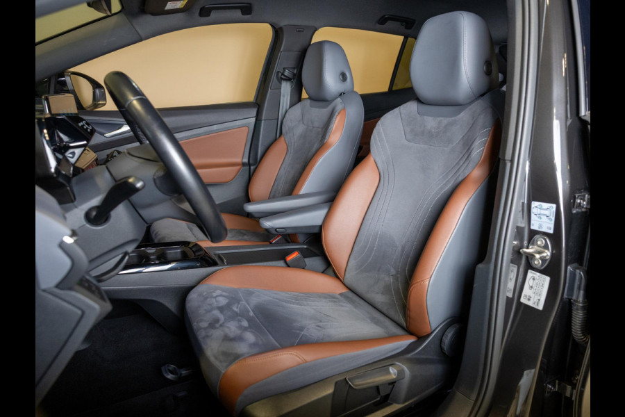 Volkswagen ID.4 First 77 kWh SOH 92% / 204pk / Warmtepomp / Stoelverwarming / Achteruitrij camera /