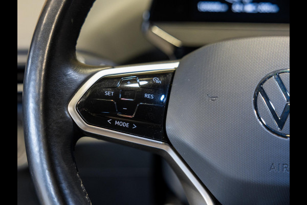 Volkswagen ID.4 First 77 kWh SOH 92% / 204pk / Warmtepomp / Stoelverwarming / Achteruitrij camera /