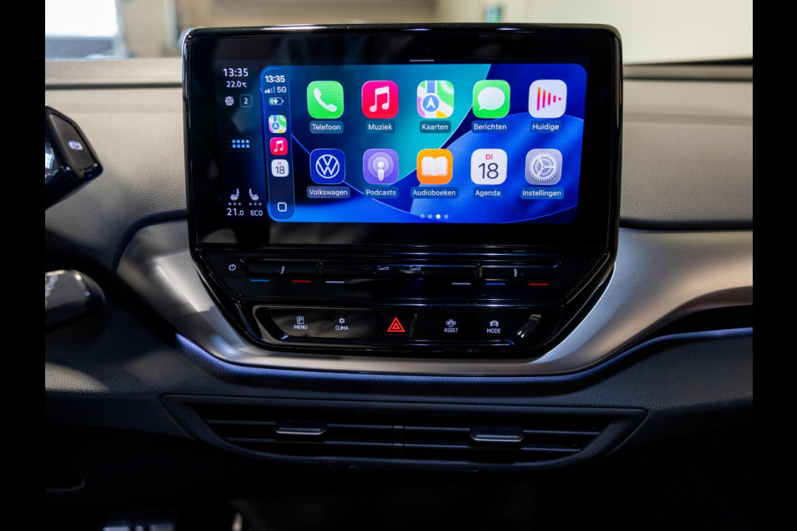 Volkswagen ID.4 First 77 kWh SOH 92% / 204pk / Warmtepomp / Stoelverwarming / Achteruitrij camera /