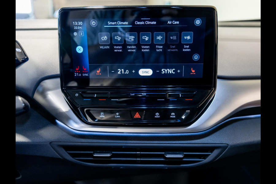 Volkswagen ID.4 First 77 kWh SOH 92% / 204pk / Warmtepomp / Stoelverwarming / Achteruitrij camera /