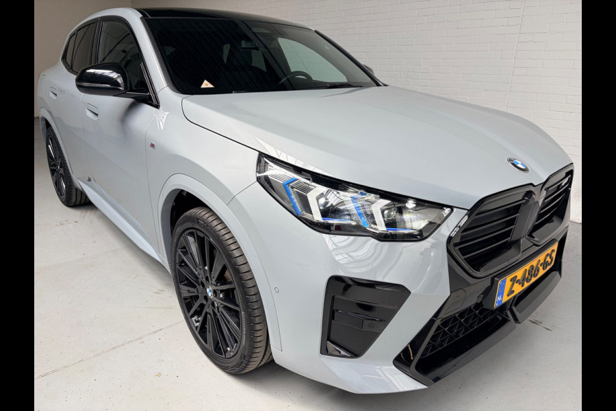 BMW X2 SDrive20i M Sport 170pk Launch Edition Black Pakket, LED, Navi, Leder, Massage, 20inch, NEDERLANDSE AUTO 1ste eigenaar!
