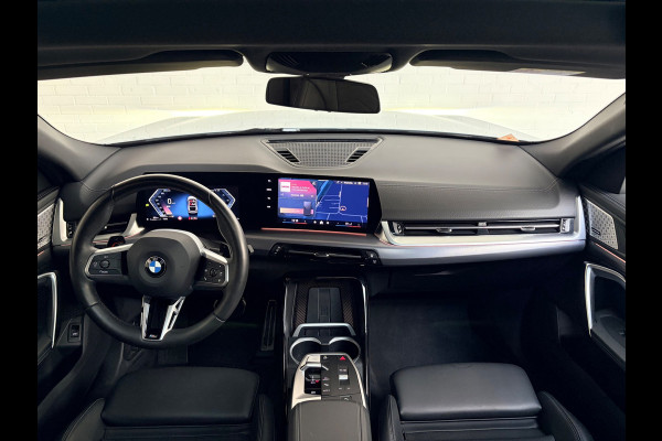 BMW X2 SDrive20i M Sport 170pk Launch Edition Black Pakket, LED, Navi, Leder, Massage, 20inch, NEDERLANDSE AUTO 1ste eigenaar!
