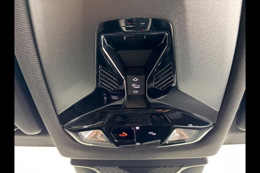 BMW X2 SDrive20i M Sport 170pk Launch Edition Black Pakket, LED, Navi, Leder, Massage, 20inch, NEDERLANDSE AUTO 1ste eigenaar!