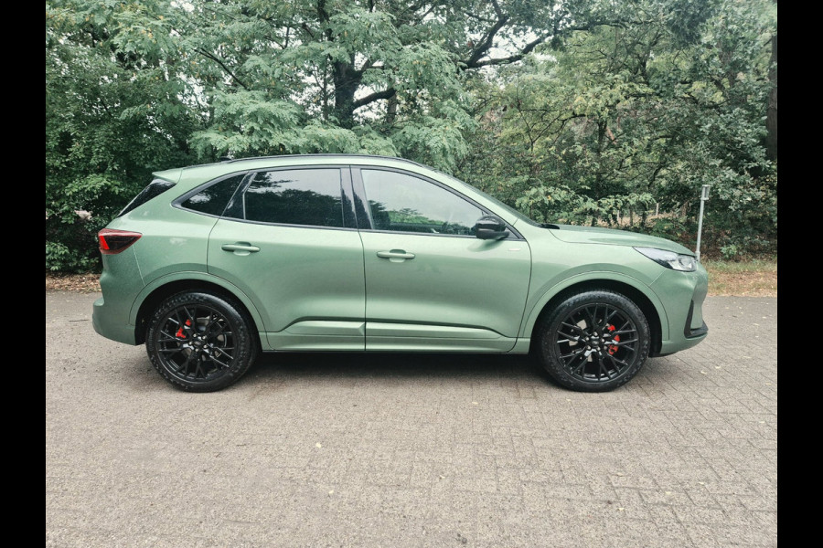 Ford Kuga 2.5 FHEV ST-Line X Black Pack geen stekker