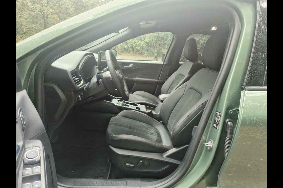 Ford Kuga 2.5 FHEV ST-Line X Black Pack geen stekker