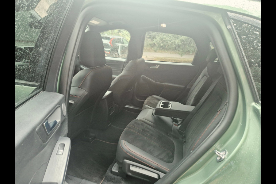 Ford Kuga 2.5 FHEV ST-Line X Black Pack geen stekker