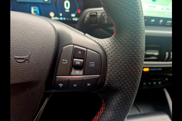 Ford Kuga 2.5 FHEV ST-Line X Black Pack geen stekker