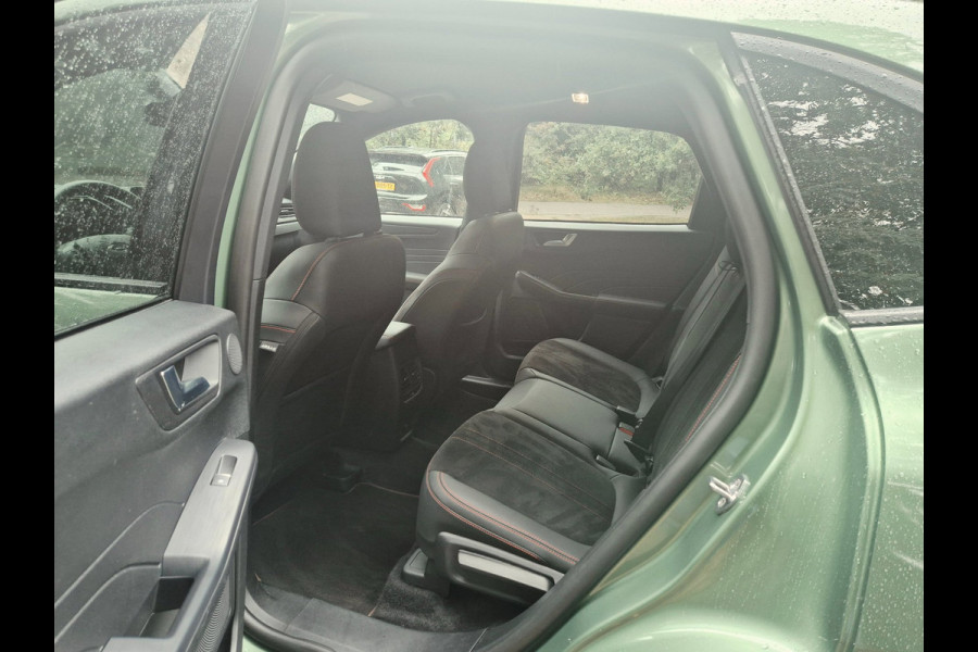Ford Kuga 2.5 FHEV ST-Line X Black Pack geen stekker
