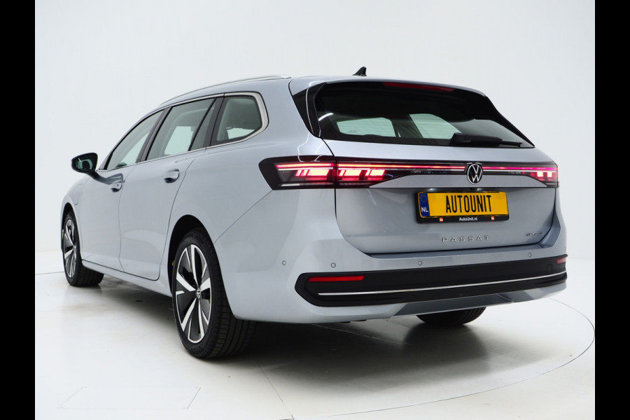 Volkswagen Passat Variant 1.5 eHybrid 204PK | Leder/Alcantara | Massage | Sfeerlicht | Camera | Keyless | Adaptive Cruise | Carplay