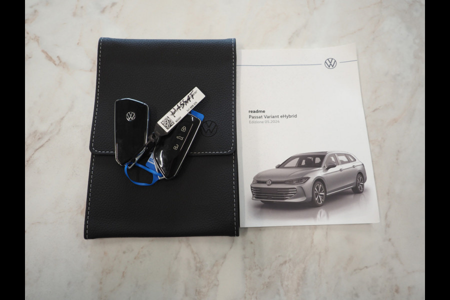 Volkswagen Passat Variant 1.5 eHybrid 204PK | Leder/Alcantara | Massage | Sfeerlicht | Camera | Keyless | Adaptive Cruise | Carplay