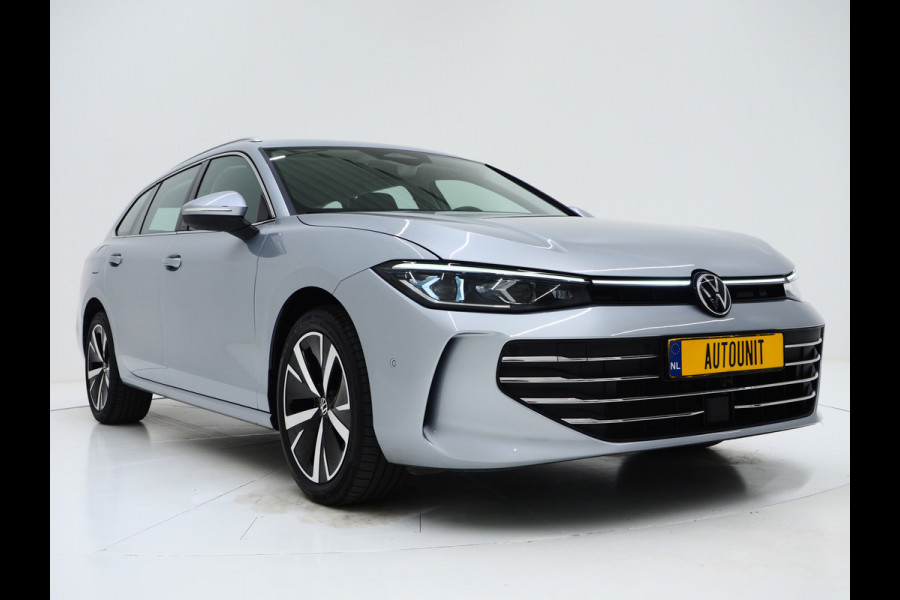 Volkswagen Passat Variant 1.5 eHybrid 204PK | Leder/Alcantara | Massage | Sfeerlicht | Camera | Keyless | Adaptive Cruise | Carplay