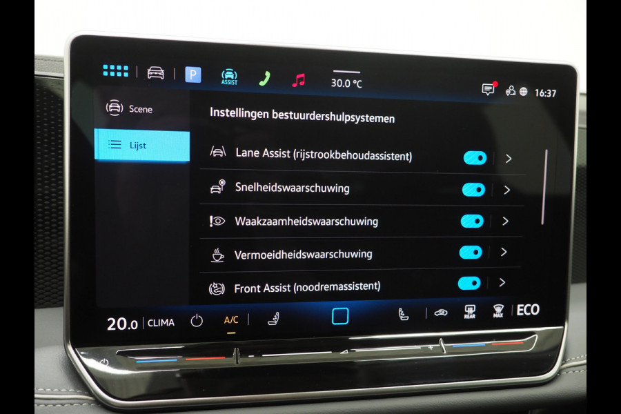 Volkswagen Passat Variant 1.5 eHybrid 204PK | Leder/Alcantara | Massage | Sfeerlicht | Camera | Keyless | Adaptive Cruise | Carplay