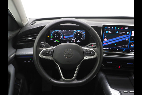 Volkswagen Passat Variant 1.5 eHybrid 204PK | Leder/Alcantara | Massage | Sfeerlicht | Camera | Keyless | Adaptive Cruise | Carplay